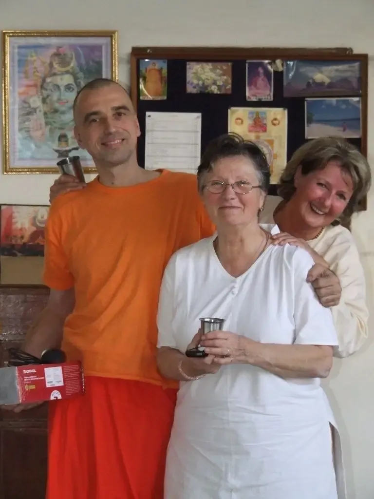 november-ashram-tour bodyImage