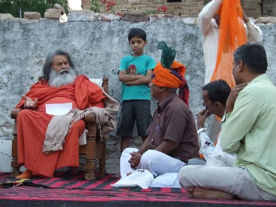 november-ashram-tour thumbnailImage