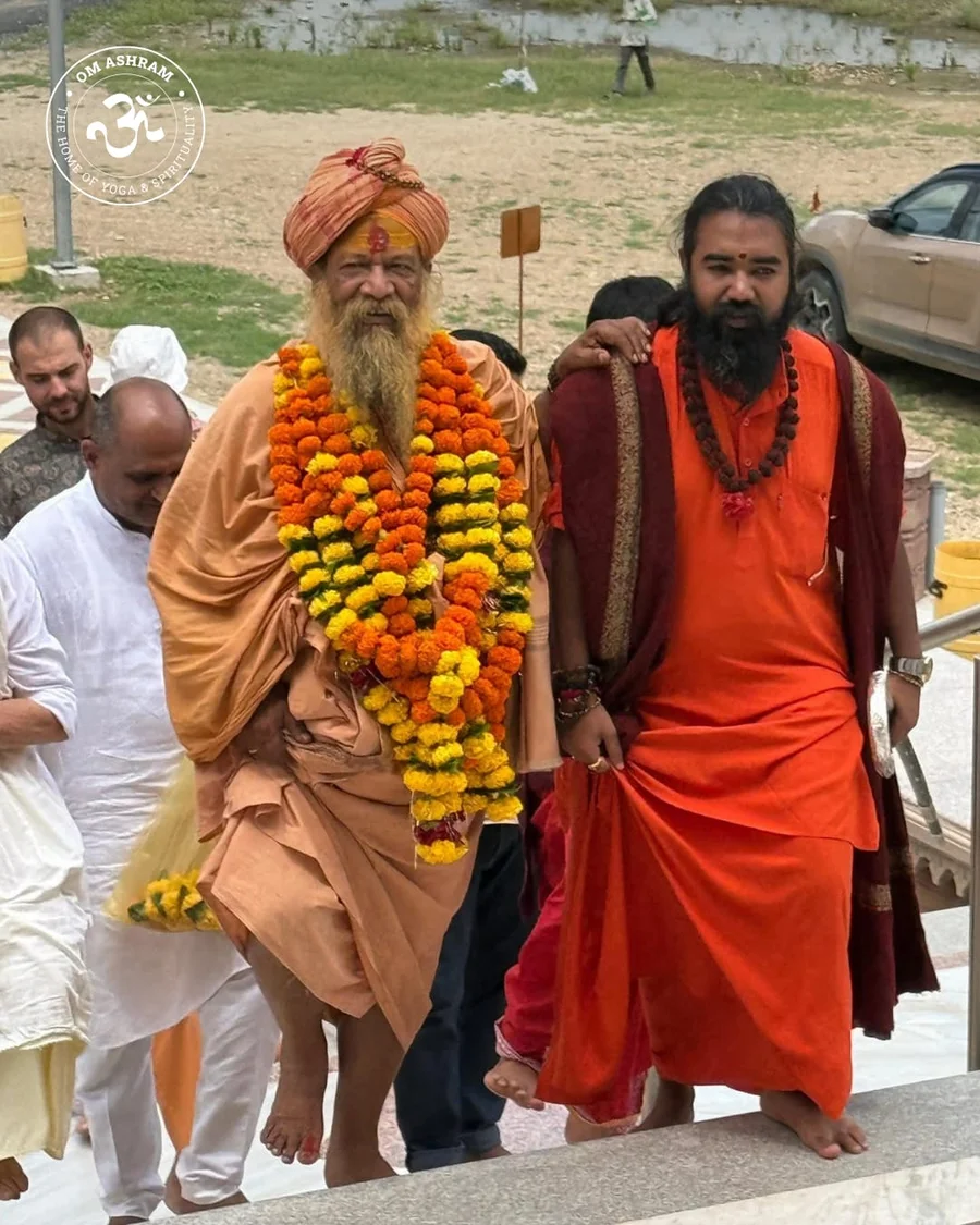 om-ashram-welcomes-distinguished-spiritual-leader bodyImage