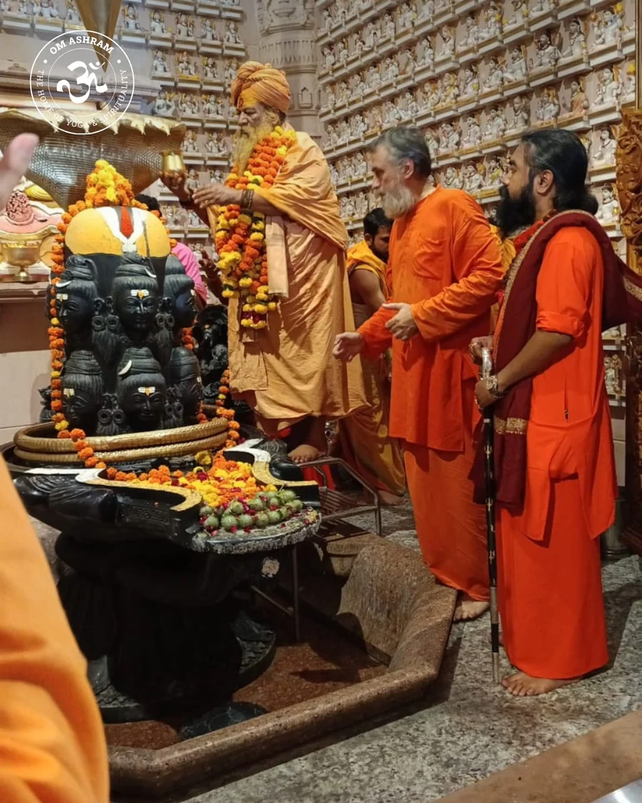 om-ashram-welcomes-distinguished-spiritual-leader bodyImage