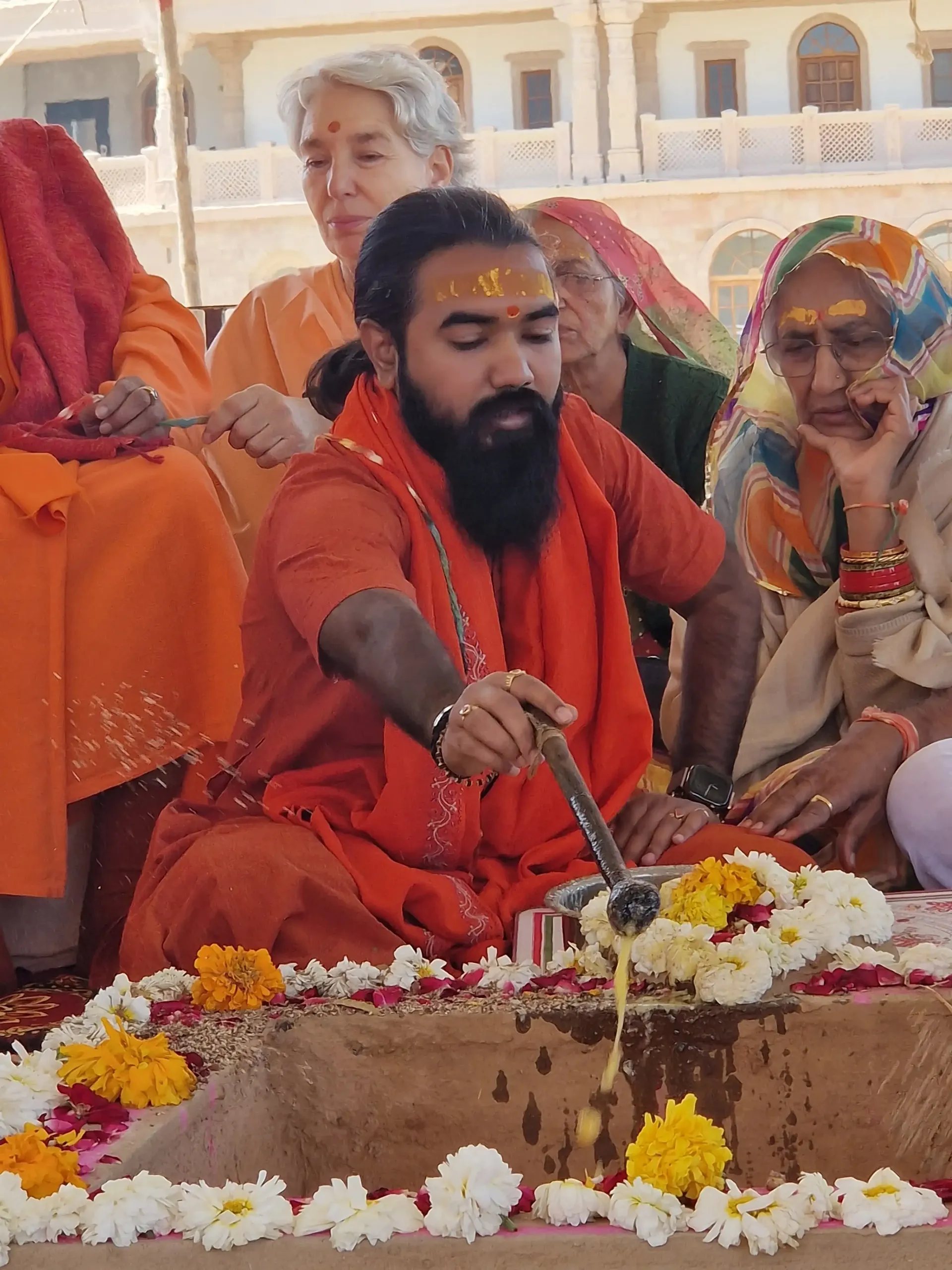 opening-of-om-ashram bodyImage