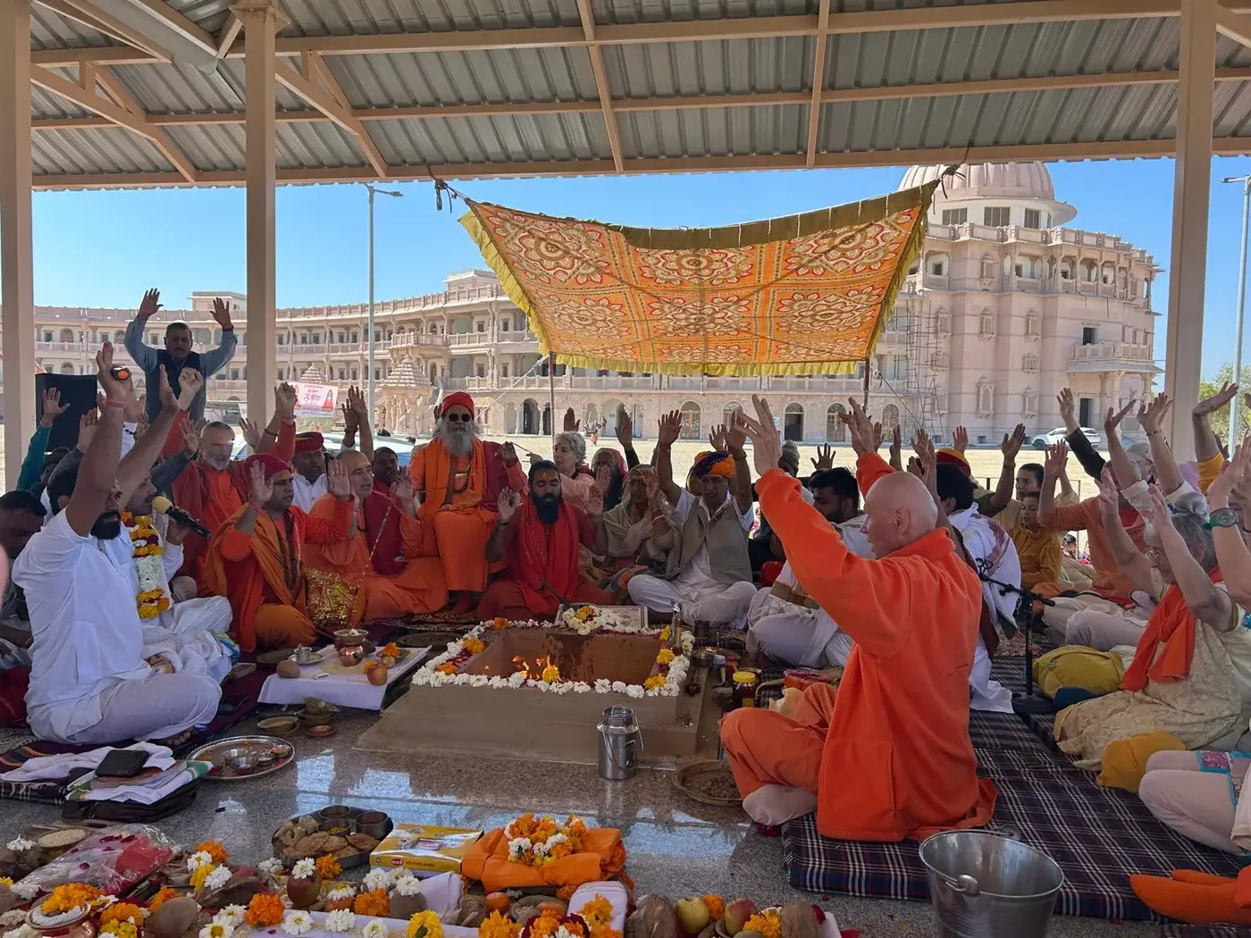 opening-of-om-ashram bodyImage