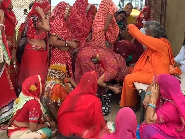 peace-tree-planting bodyImage