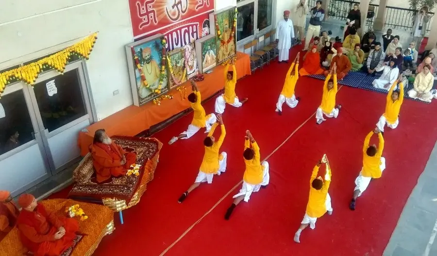 republic-day-with-vishwaguruji bodyImage