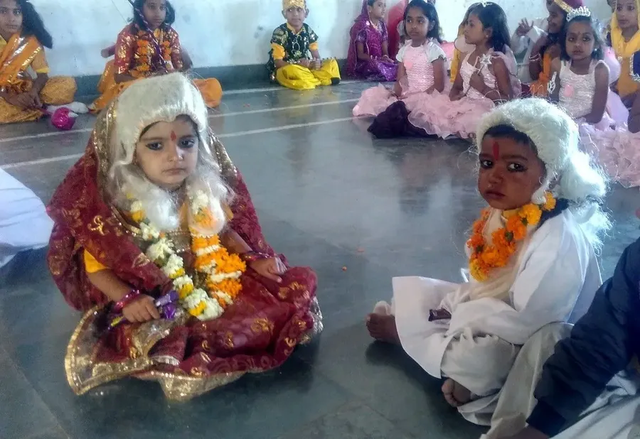 republic-day-with-vishwaguruji bodyImage