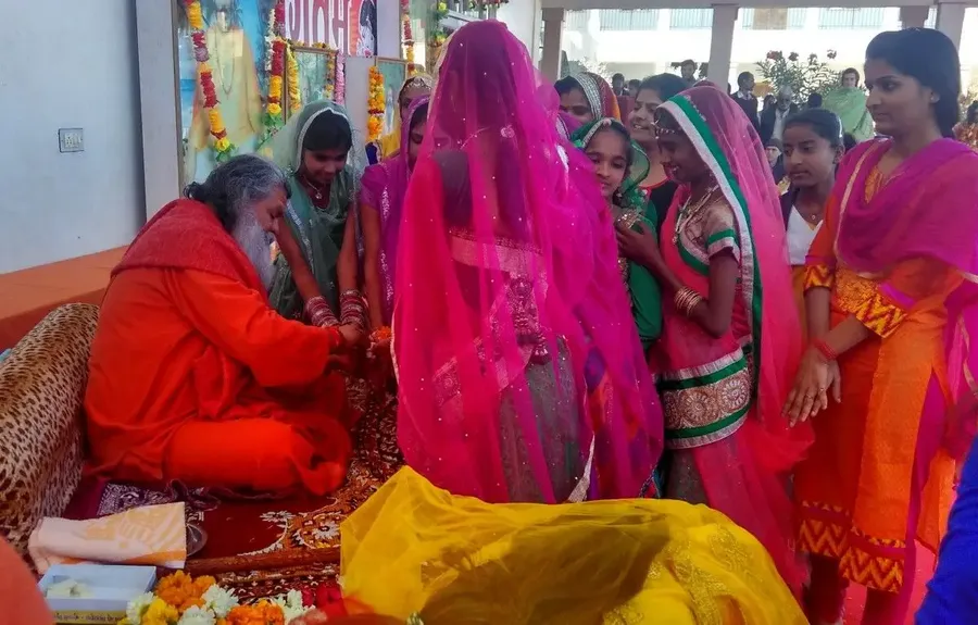 republic-day-with-vishwaguruji bodyImage