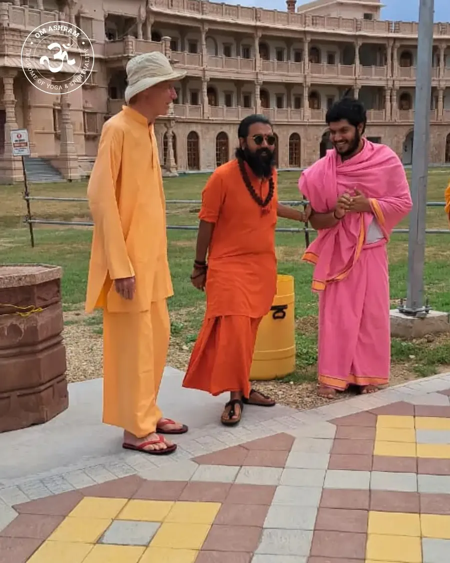 return-to-beloved-gurudev-return-to-om-ashram bodyImage