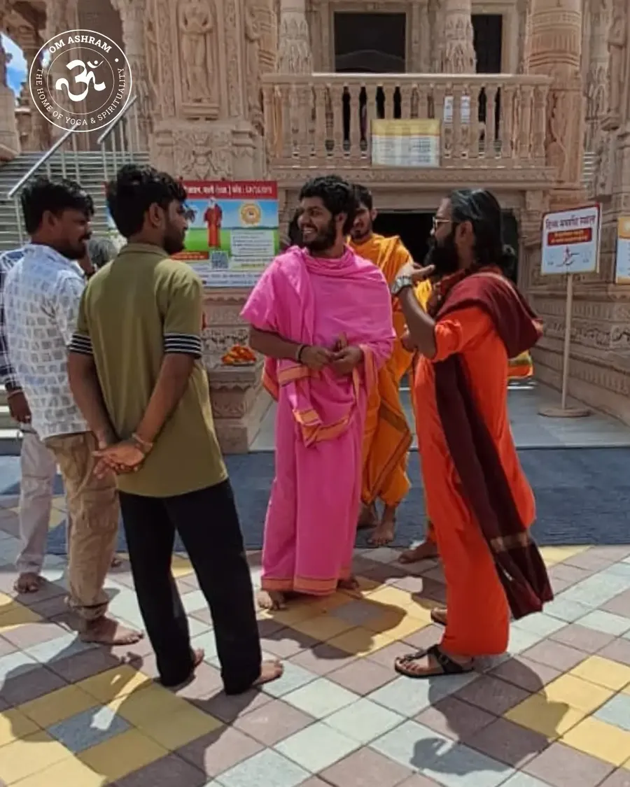 return-to-beloved-gurudev-return-to-om-ashram bodyImage