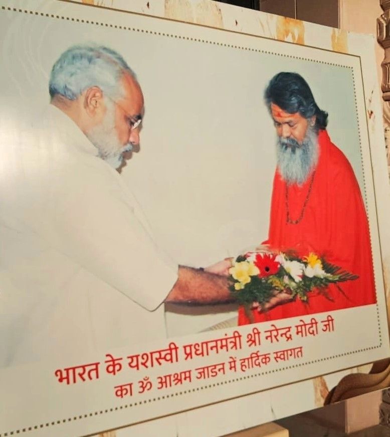 rudra-abhishek-marks-independence-day-at-om-ashram bodyImage