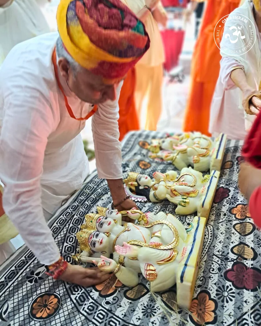 rupawas-temple-day-two-of-vedic-glory_body22