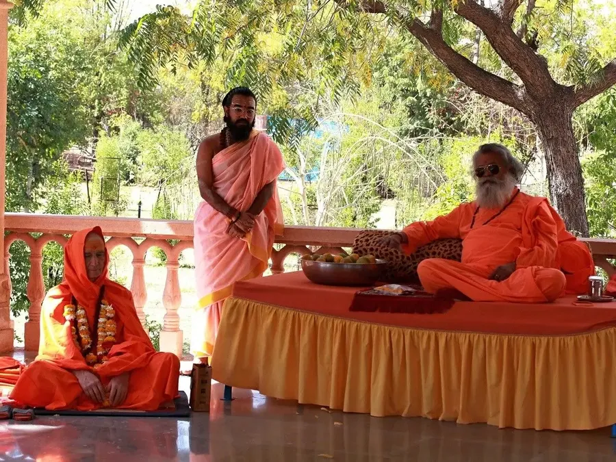 sannyas-diksha-in-om-ashram thumbnailImage