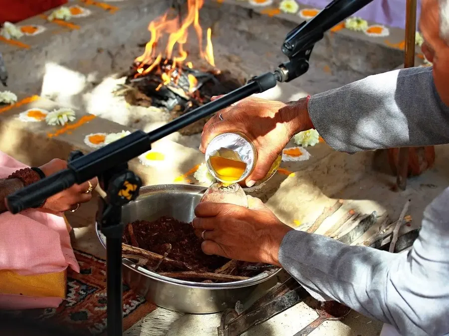 sannyas-diksha-in-om-ashram bodyImage