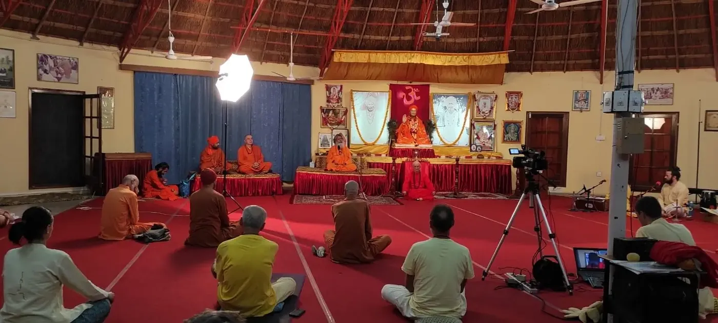 sannyas-diksha-in-om-ashram bodyImage