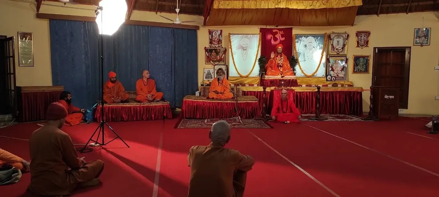 sannyas-diksha-in-om-ashram bodyImage