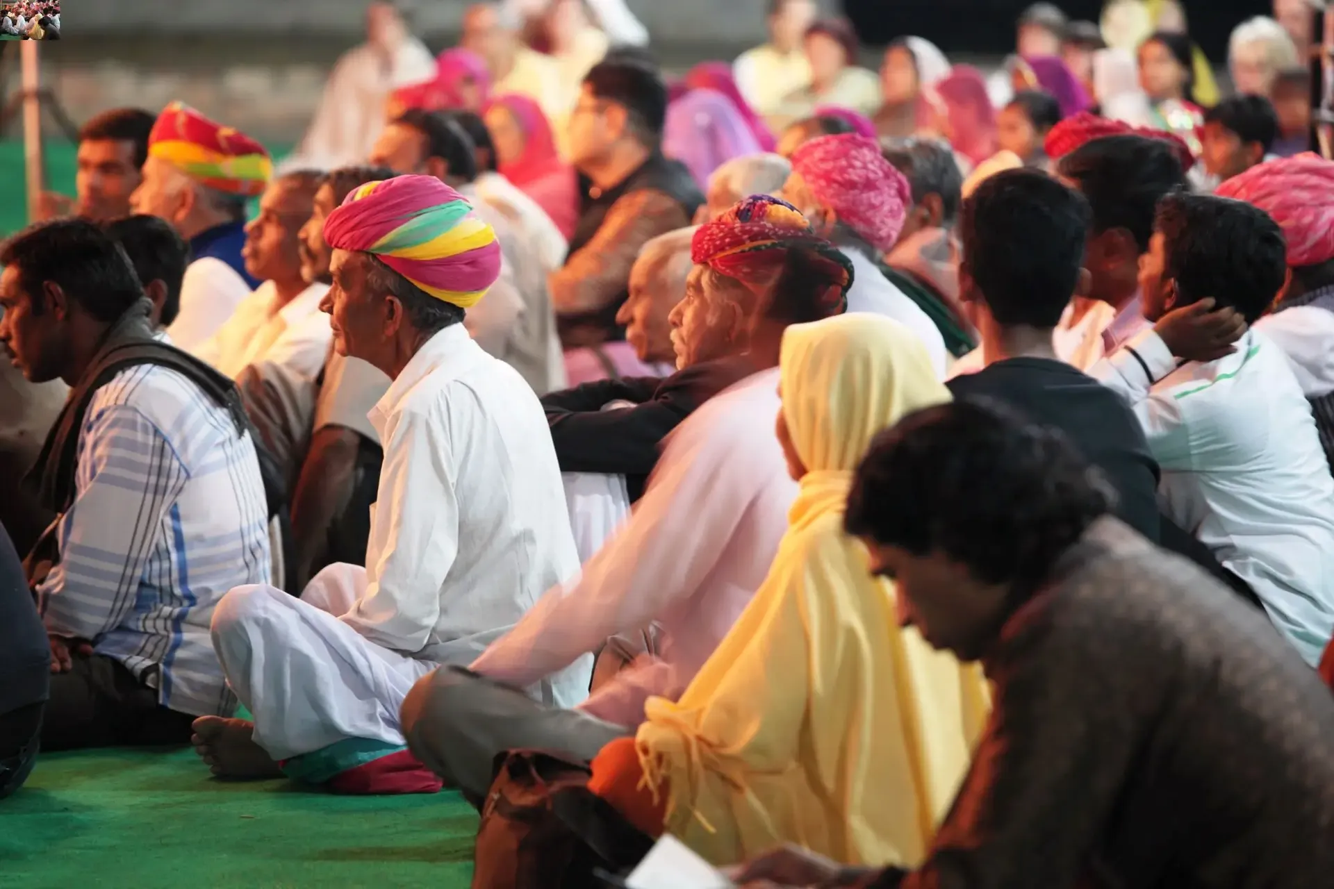 satsang-on-the-10th-anniversary-of-the-mahasamadhi-of-holy-guruji bodyImage