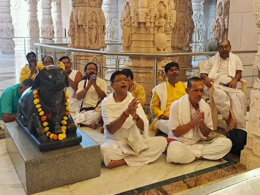 seven-day-mahamrityunjaya-and-rudrabhishek-ceremony bodyImage