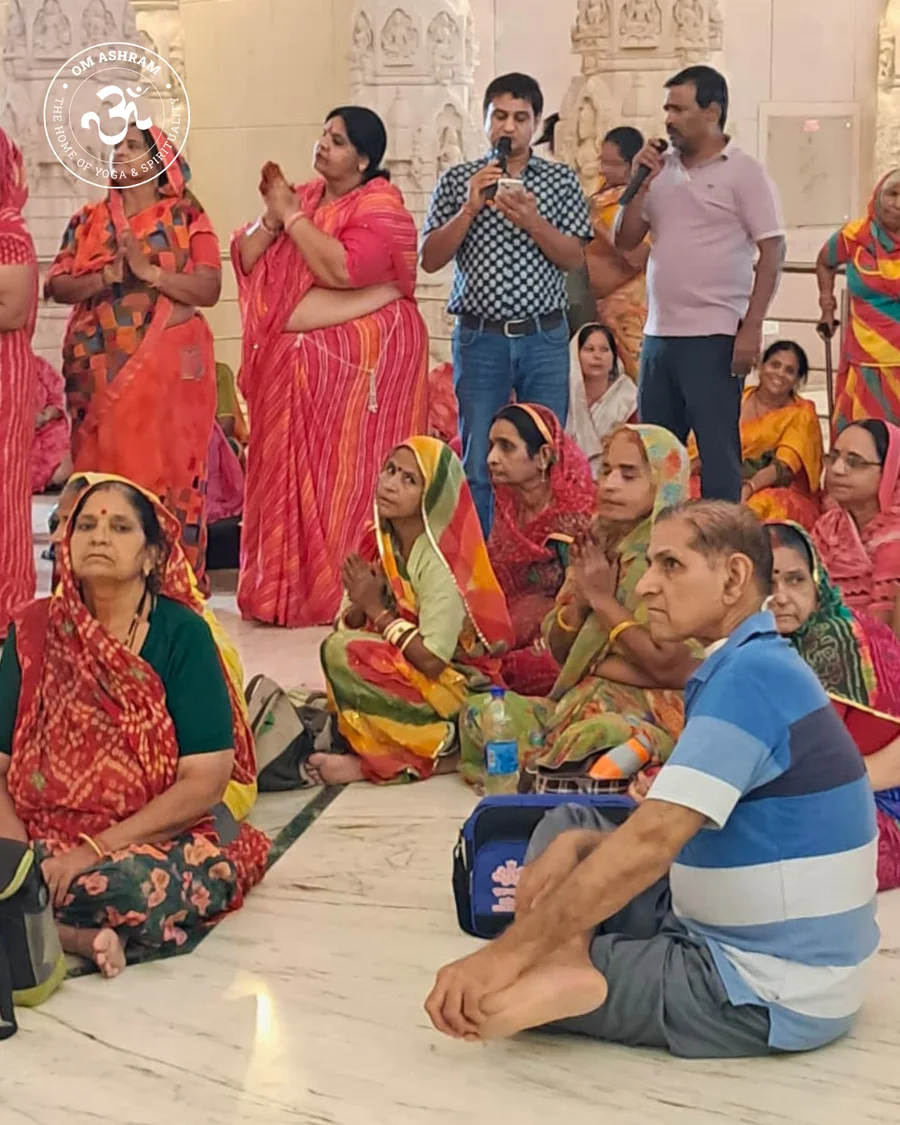 sharad-purnima-at-om-ashram bodyImage