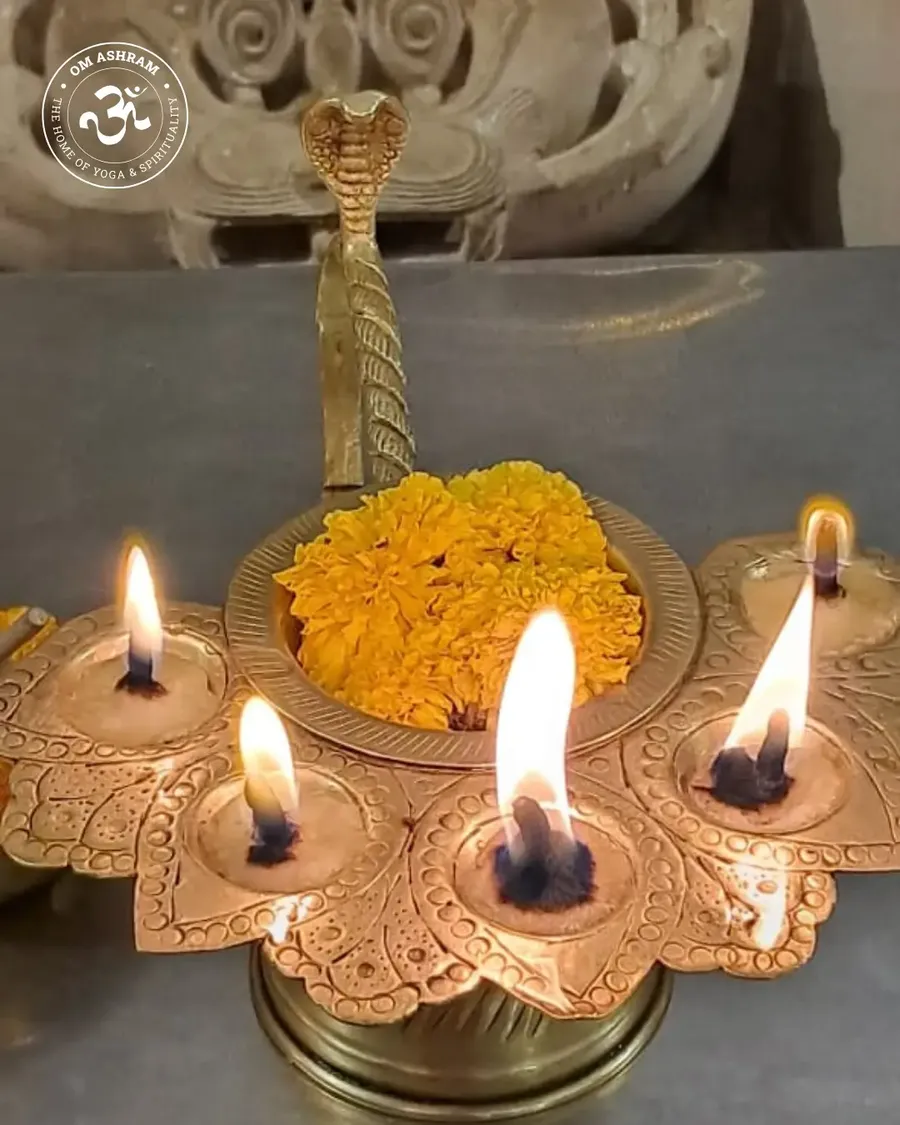 shardiya-navaratri-arrives-at-om-ashram bodyImage