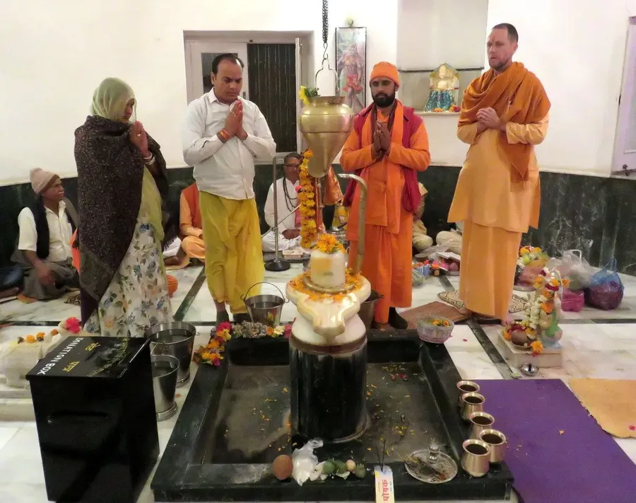 shivaratri-celebration-in-om-ashram bodyImage