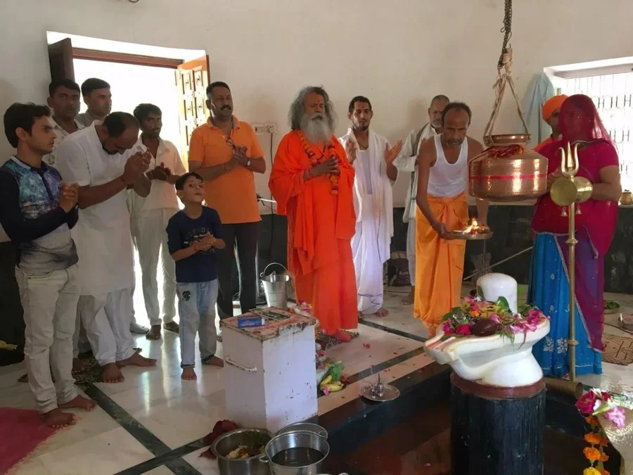 shravan-monday-in-om-ashram mainImage