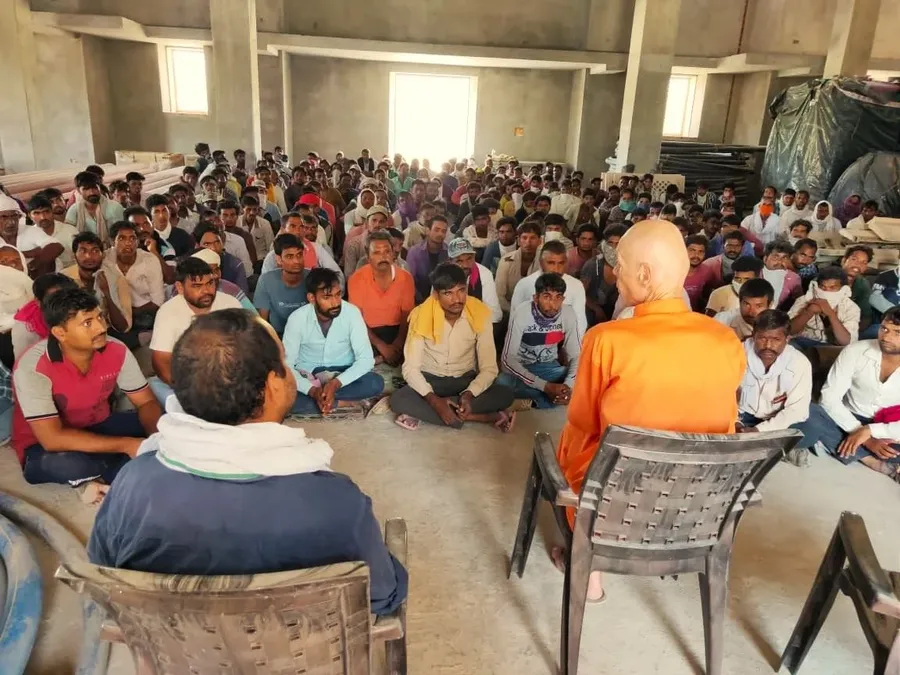 the-architect-behind-the-om-shaped-wonder body