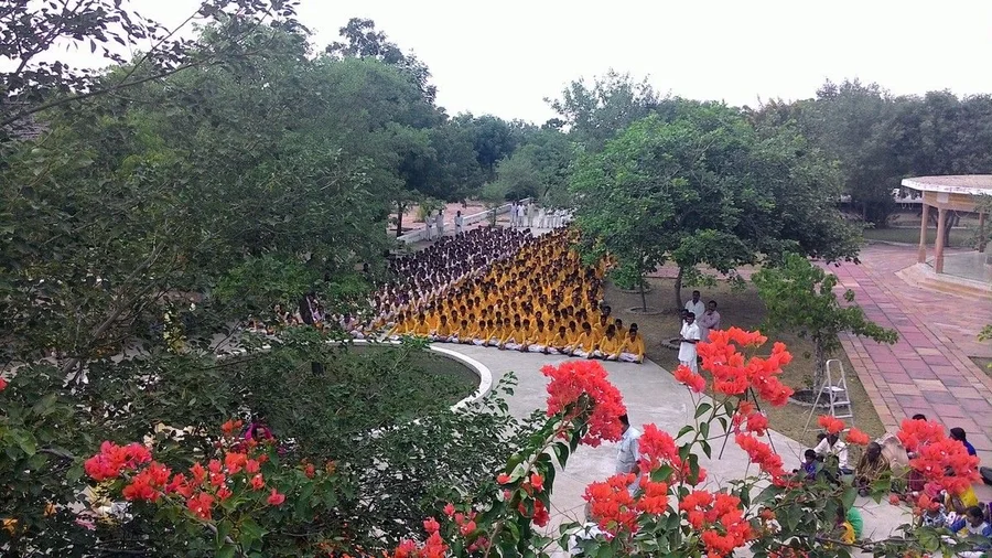 the-arrival-of-sri-mahaprabhuji-to-jadan-ashram bodyImage