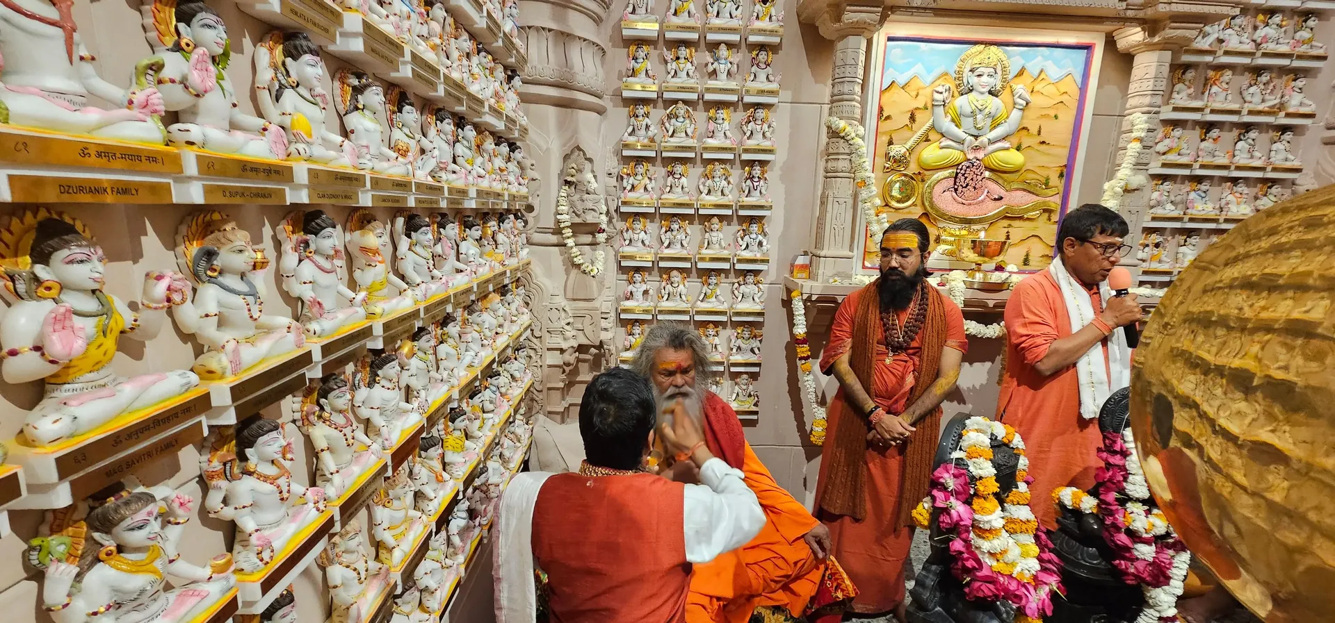 the-first-shivaratri-in-om-ashram thumbnailImage