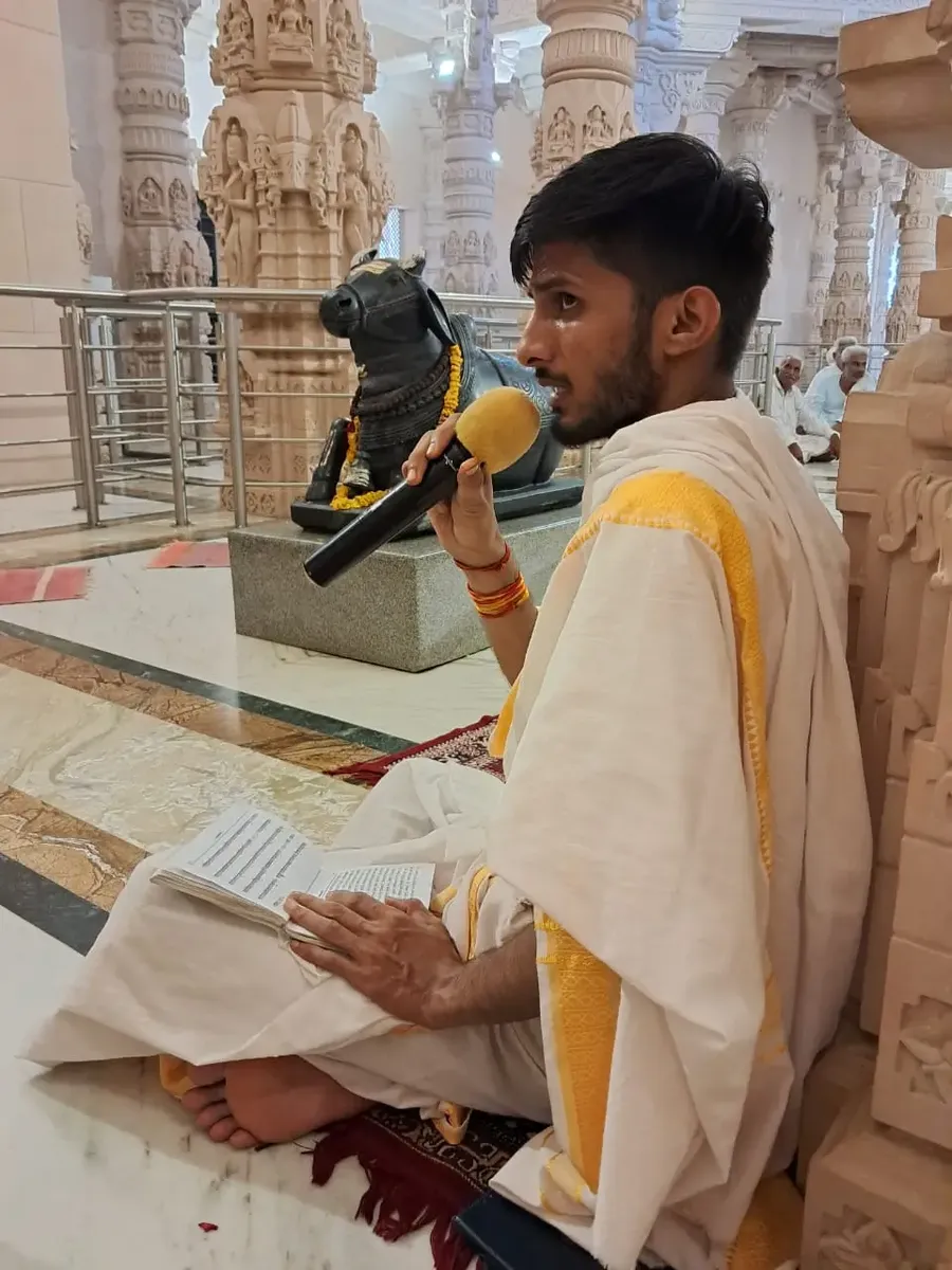 the-grand-rudrabhishek-at-om-ashram bodyImage