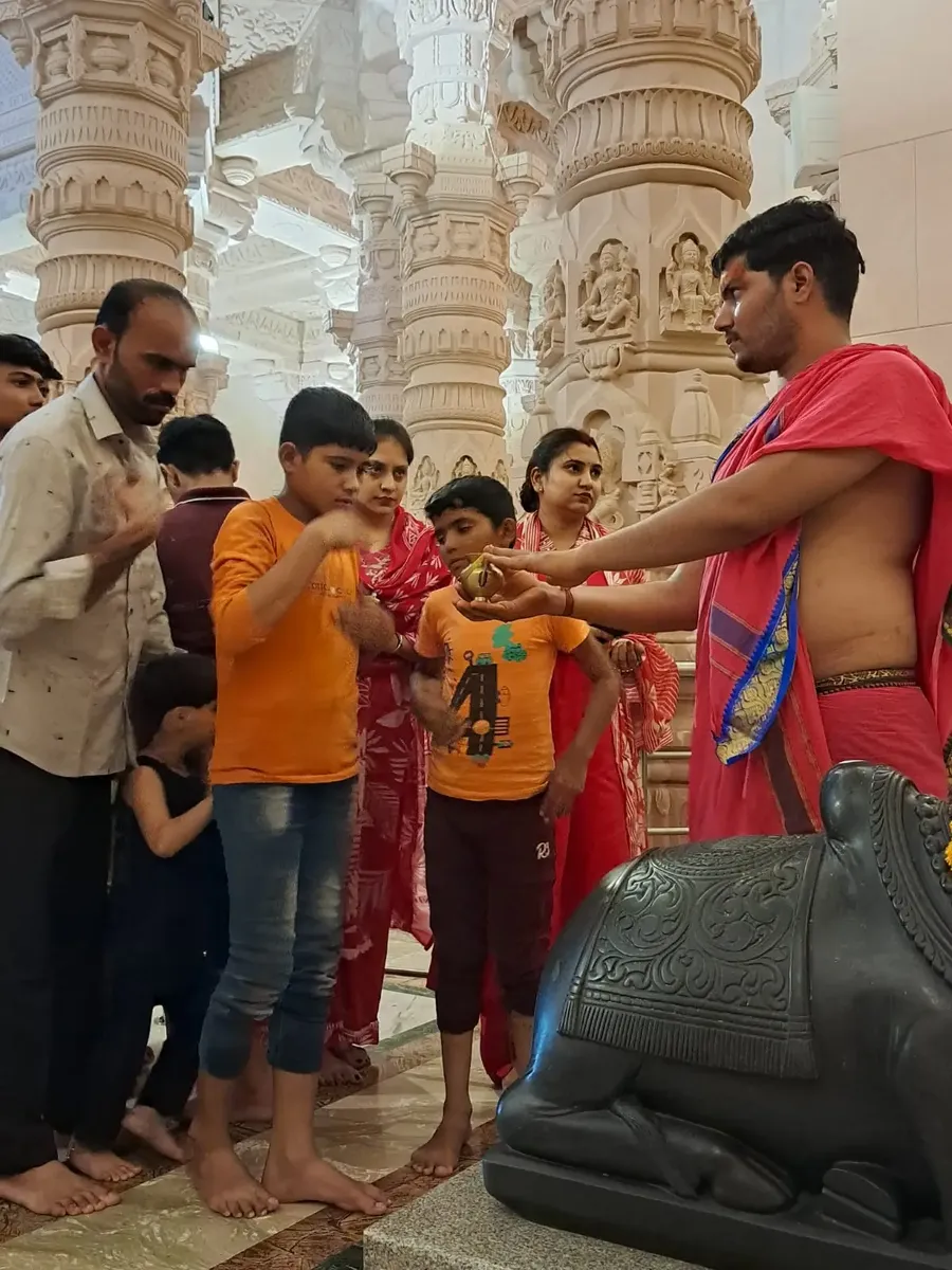 the-grand-rudrabhishek-at-om-ashram bodyImage