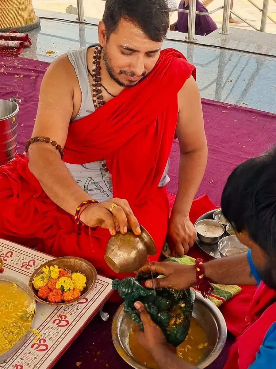 the-mahamrityunjaya-havan-at-om-ashram bodyImage