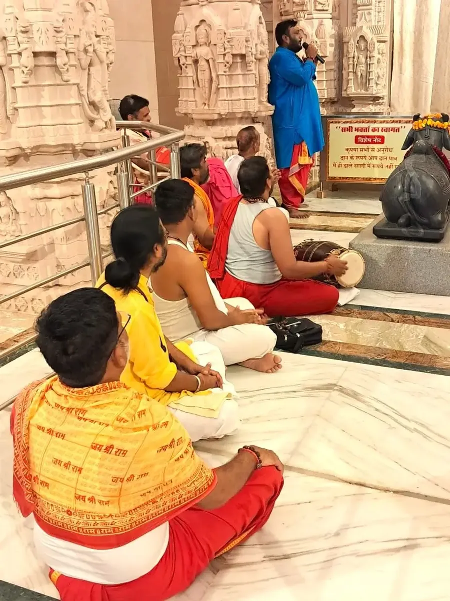 the-mahamrityunjaya-havan-at-om-ashram bodyImage