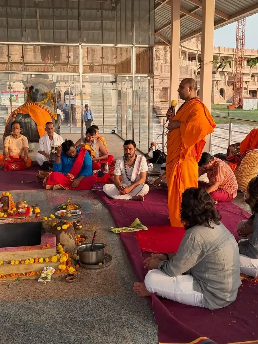 the-mahamrityunjaya-havan-at-om-ashram bodyImage