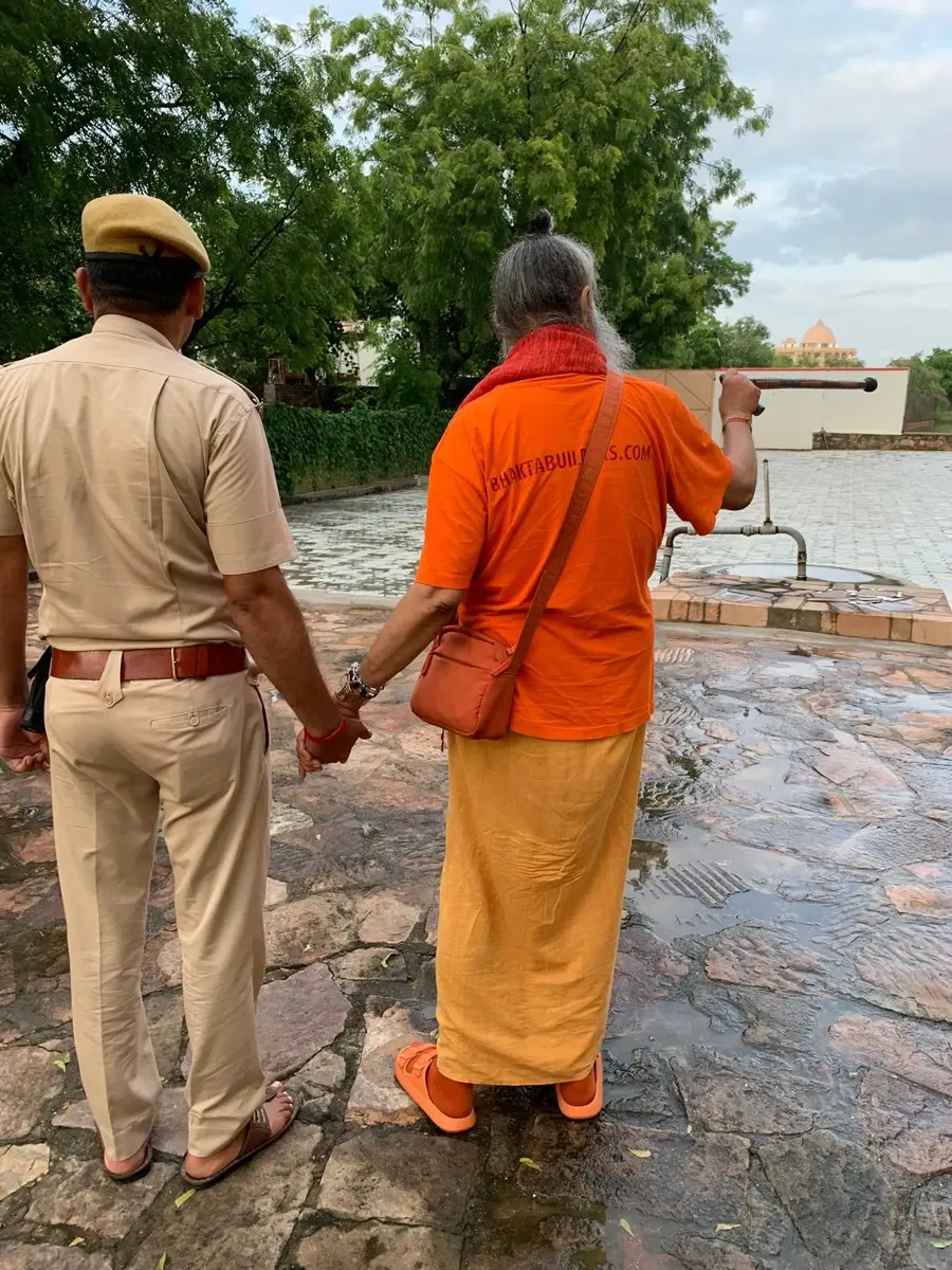 the-monsoon-with-vishwaguru-ji-at-om-ashram bodyImage