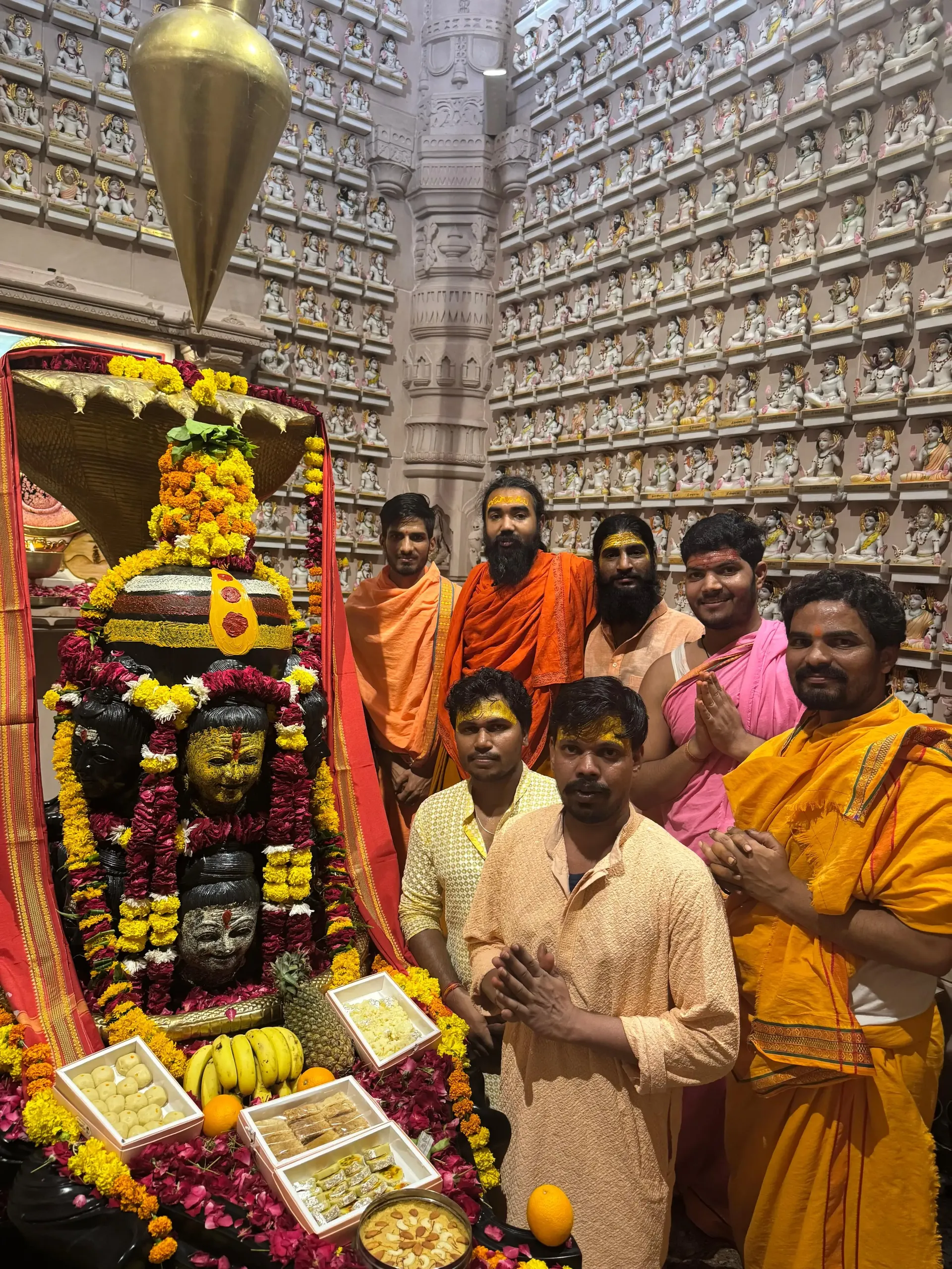 the-power-of-rudra-abhishek-at-om-ashram bodyImage