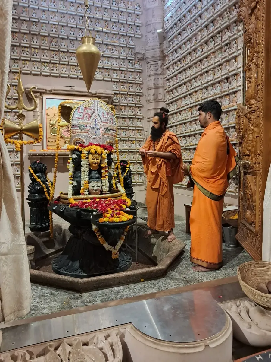 vaishakha-purnima-at-om-ashram mainImage