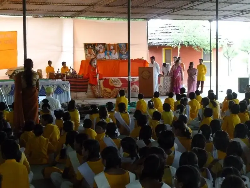 world-peace-trees-planting-in-jadan-ashram bodyImage